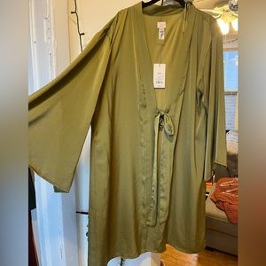 Olive green target A New Day kimono